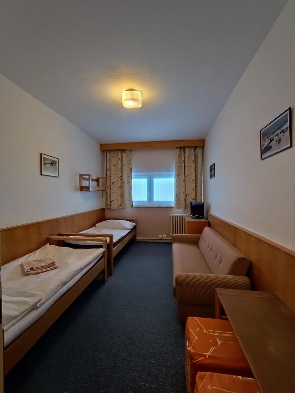 Horsky Hotel Kubat Benecko Extérieur photo